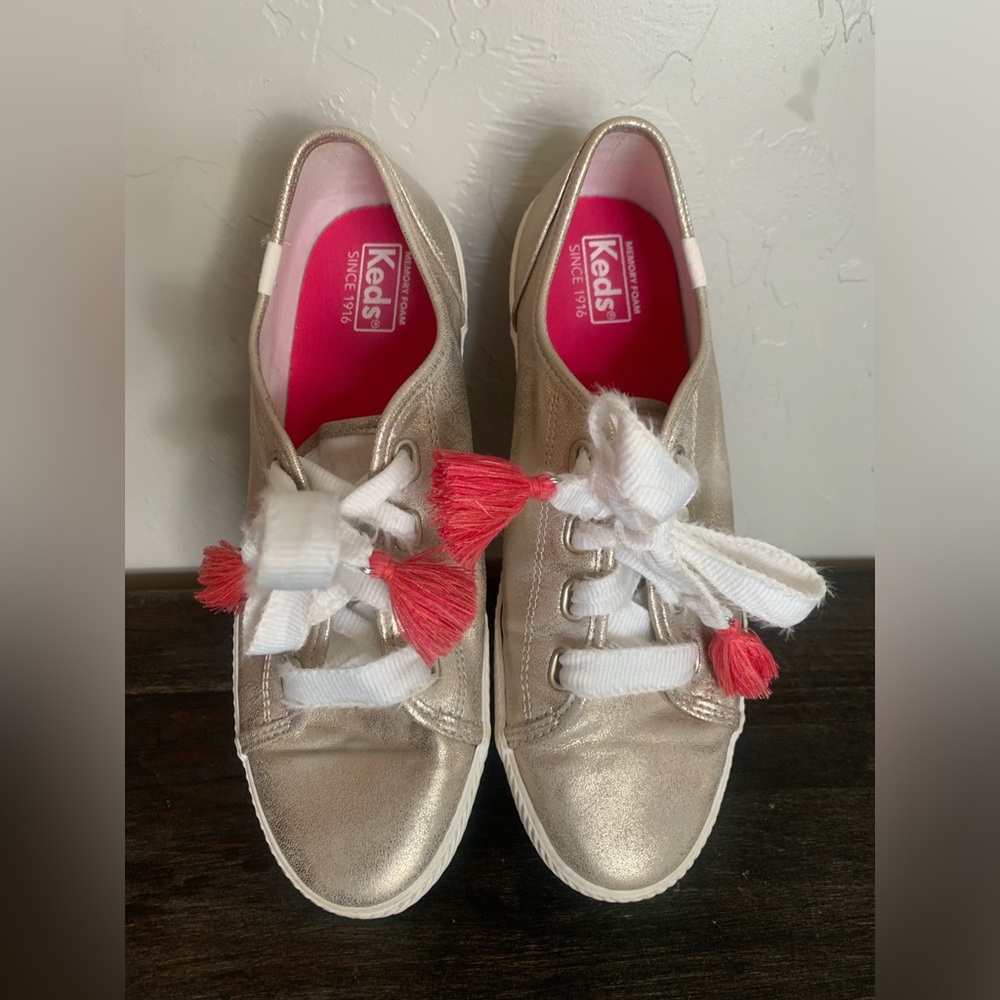 Keds metallic kickstart sneaker size 6m
